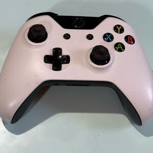 PlayStation remote white and black